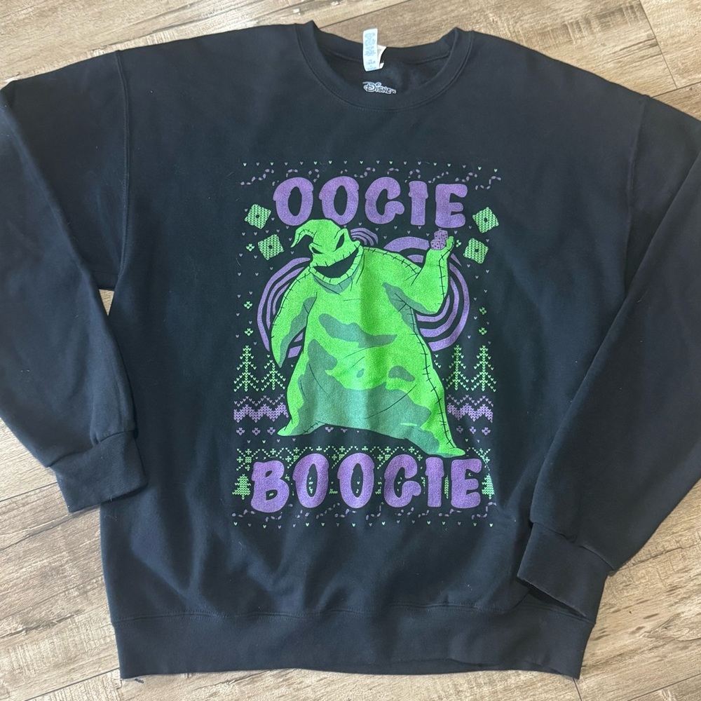 Disney Hot Topic Black  Crewneck OOGIE BOOGIE nightmare before Christmas Sz L